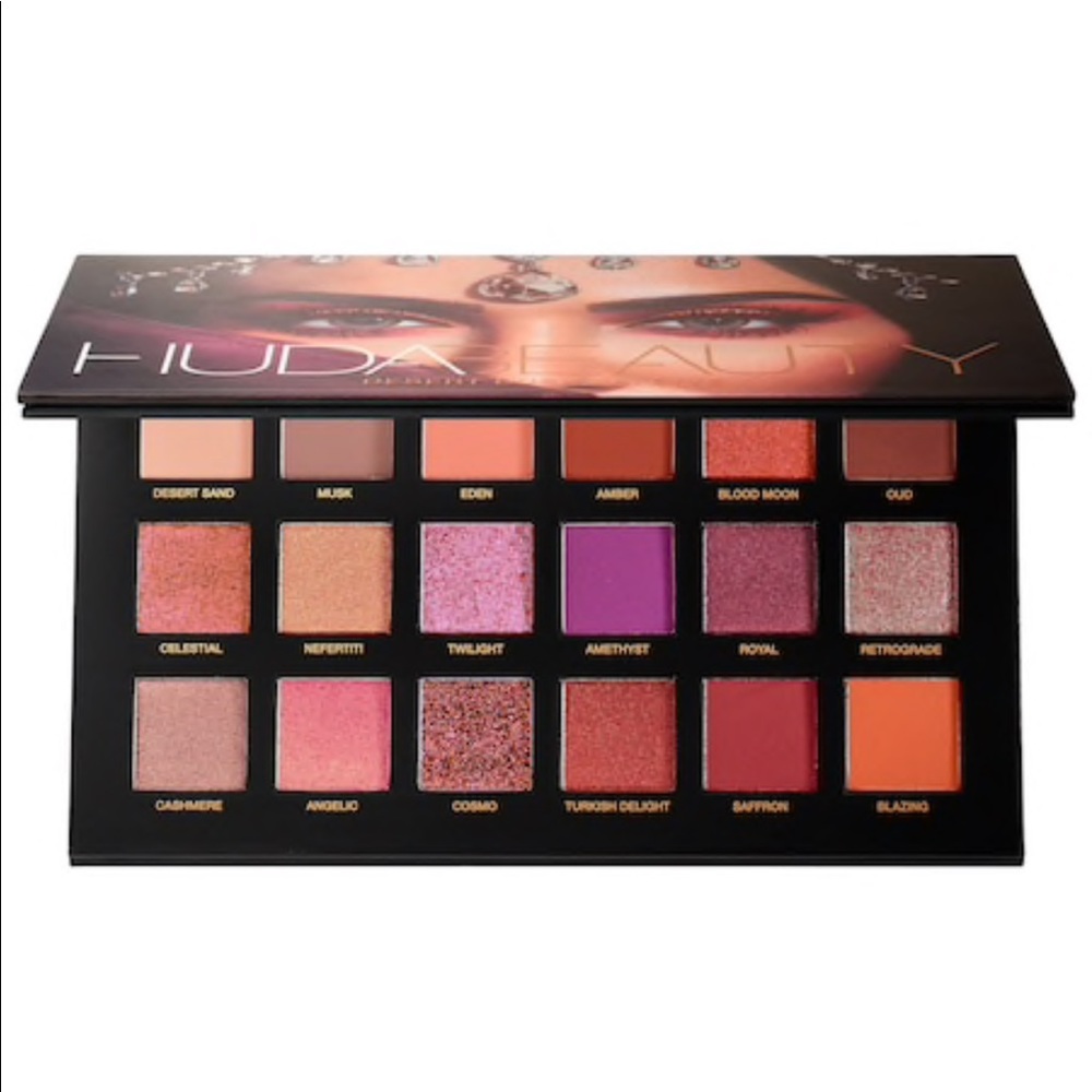 Huda desert dusk palette